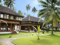 Coconut Lagoon 4*