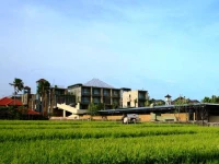 Taum Resort Bali  4*