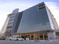 Golden Tulip Suites Dubai  4*