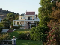 Angelina Villa 3*