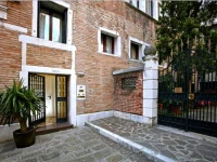 Ca Lucatello Town House 4*