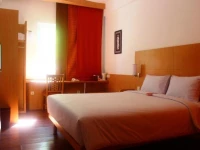 Ibis Bali Kuta Hotel 3*