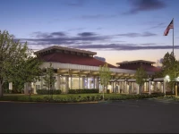 Hilton Oakland Airport 3*