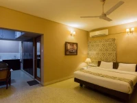 Hanu Reddy Residences Poes Garden 4*