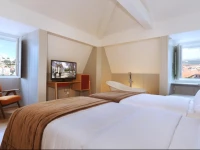 Lisboa Carmo Hotel 4*