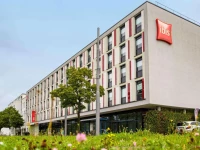 Ibis Muenchen City West 2*