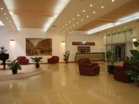DPlaza Hotel 4*