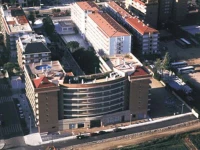 Holiday Inn Regents Park 4*