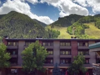 Chateau Aspen Condominiums 2*
