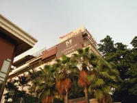 The Monarch Luxur 4*