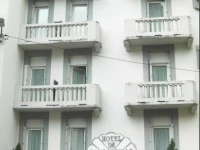 Hotel Compostelle 2*