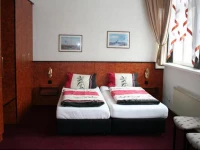 Hotel Corveyer Hof 2*