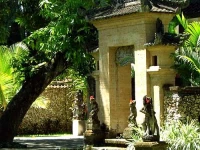 Segara Village Hotel Sanur 4*