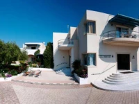 Papadakis Apartments 3*