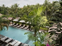 Ubud Village Hotel 3*