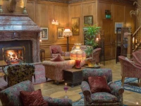 Lands of Loyal Hotel 4*