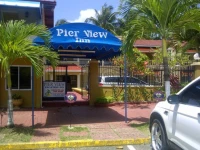Pier View Inn 2*