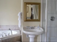 Acacia Bed & Breakfast 4*