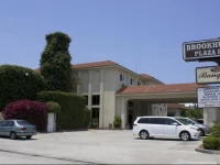 Brookhurst Plaza Inn 3*