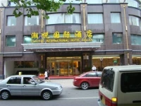Dalian Chaoyue International Hotel 4*
