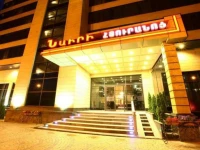 Nairi Hotel Yerevan 3*
