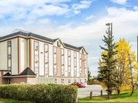 Super 8 Calgary Airport 2*