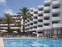 Hotel Tres Torres 4*