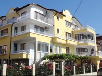 Family Hotel Green Home 2*