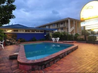 Browns at Broadbeach 3*