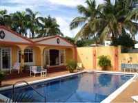 Tropical Breeze Hideaway