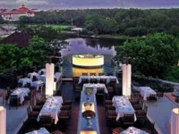 Q Hotel Bali 2*