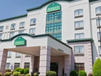 Wingate by Wyndham Charlotte Airport 3*