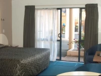 Annabelle Court Motel 4*