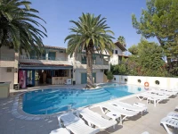 Roussos Beach Club 3*