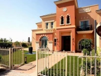 Moon Carmen House 3*