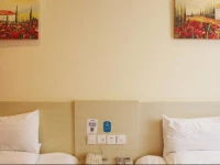 Hanting Express Taiyuan Wuyi Square 2*