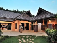 Baan Zoe Villa 3*