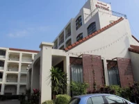 Thararom Apartment 3*