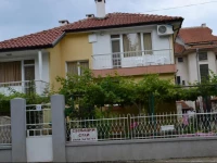 Guest house Tangra 1*