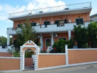 Filoxenia Apartments