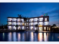 Huating Business Hotel 4*