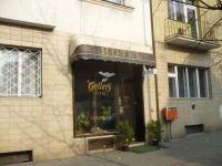 Gallery 3*