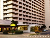 Ambassador Hotel Waikiki 2*