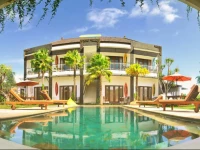 Premier Surf Camp 2*