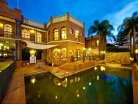 Econo Lodge Albury Paddlesteamer 3*