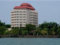 The Gateway Hotel Marine Drive Ernakulam 5*