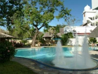 Bamburi Beach Hotel 3*