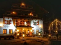 Hotel Schlosswirt 3*