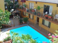 Hollywood Downtowner Inn 2*