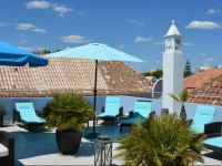 Tavira House 2*
